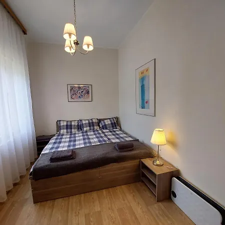 Rozmaring Apartman Haz Feriehus